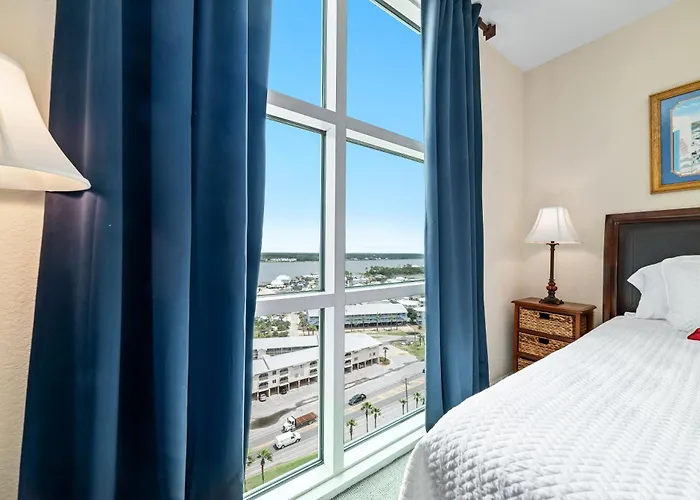 Holiday home Crystal Shores West 1108