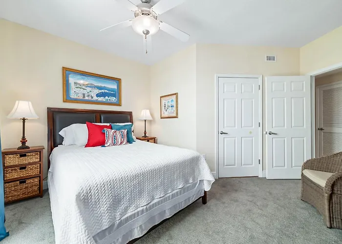 Holiday home Crystal Shores West 1108 *