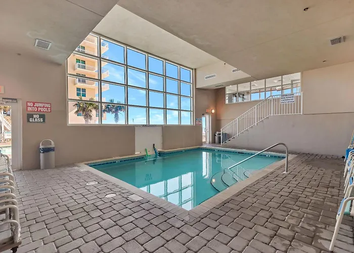 Crystal Shores West 1108 *