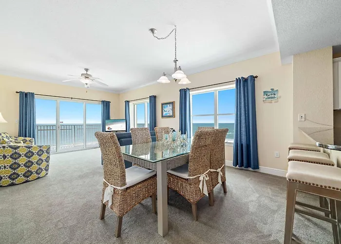 Holiday home Crystal Shores West 1108